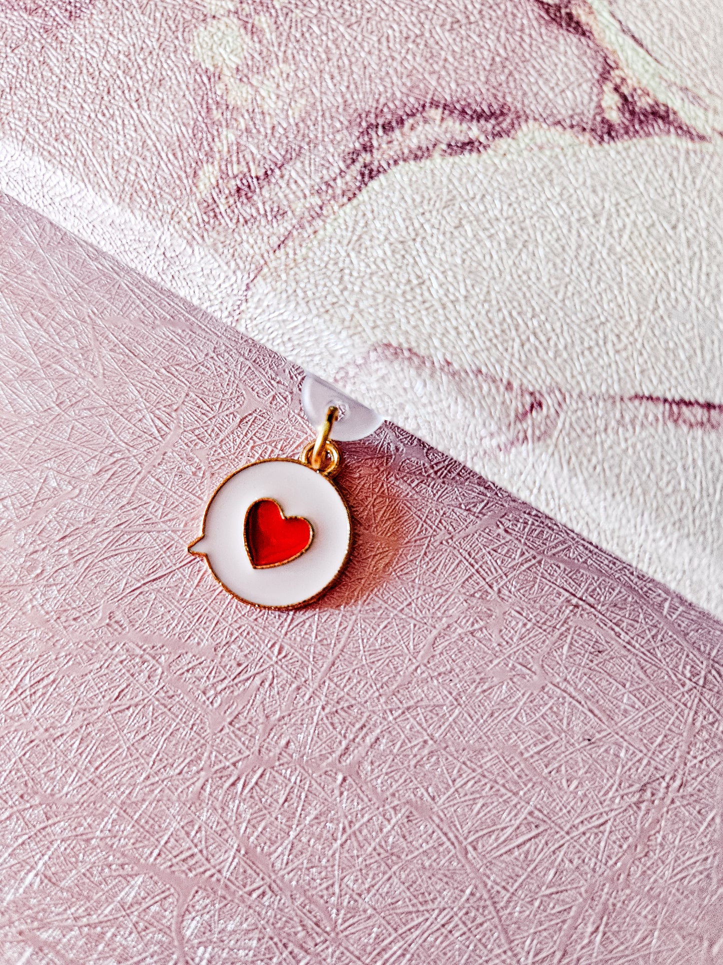 Chatty Heart Kindle Charm