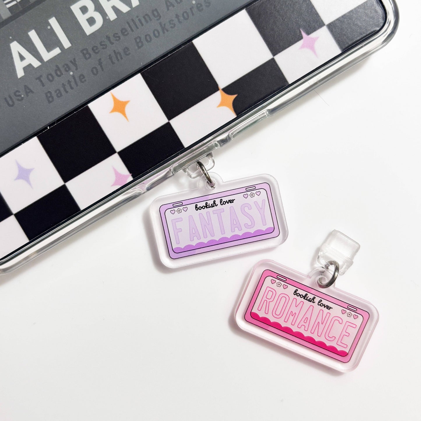 Bookish Plate e-Reader Charm Dust Plug